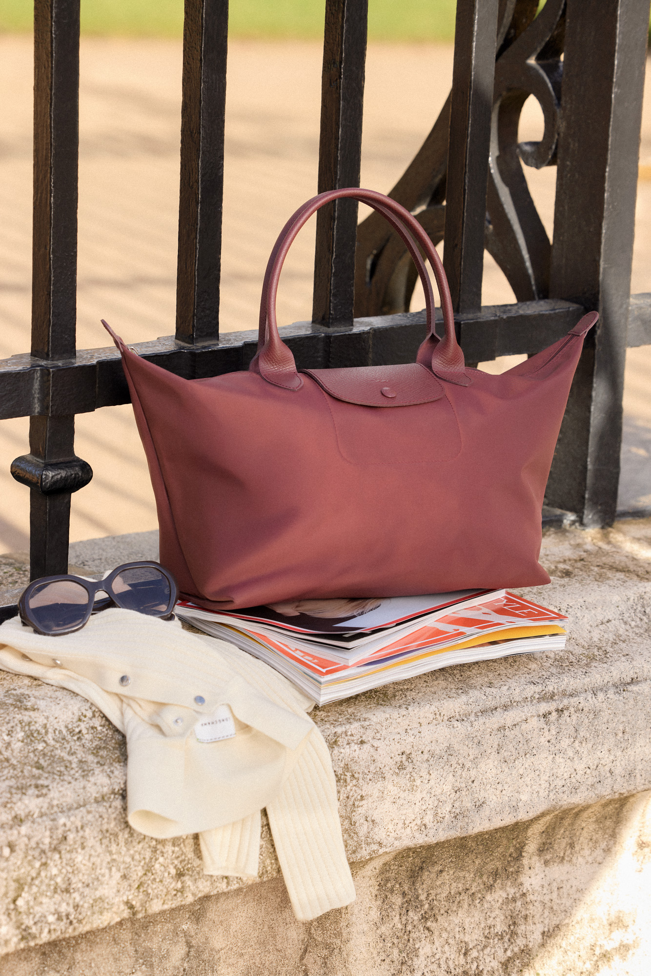 LONGCHAMP-FW26-MONOCHROME_4
